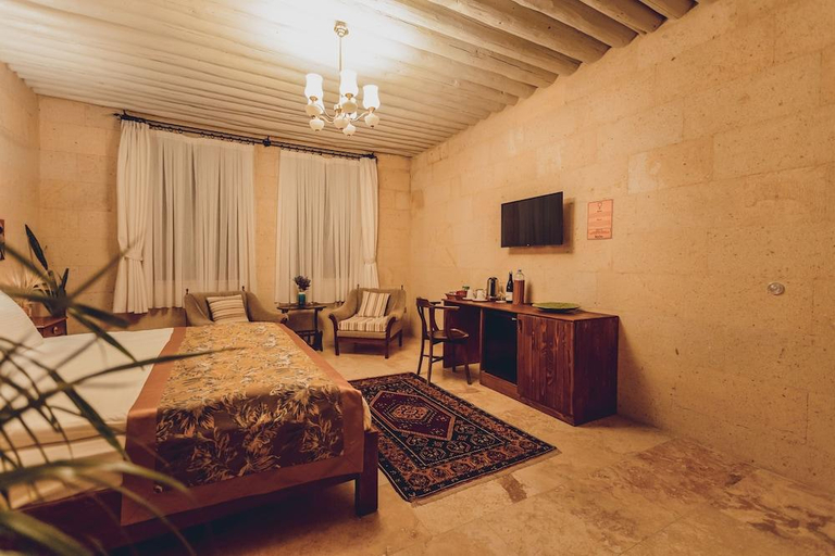 Bedroom 4, Cappadocia Peristyle Cave, Nevşehir