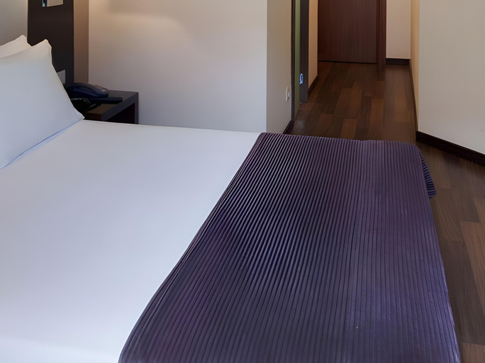 Bedroom 3, TURIM Luxe Hotel, Lisbon