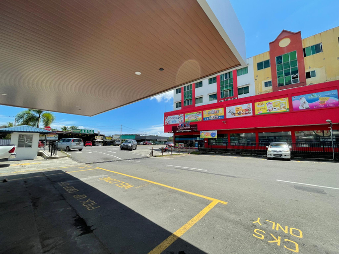 Shops 5, Hotel Bundusan, Kota Kinabalu