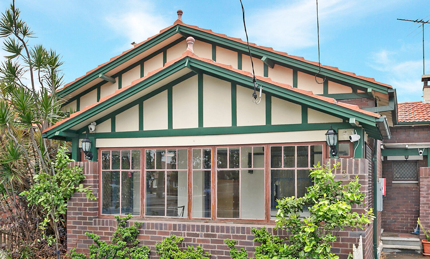 Exterior & Views, Kozyguru | Arncliffe | Airport Cottage 3 Bed House, Sydney