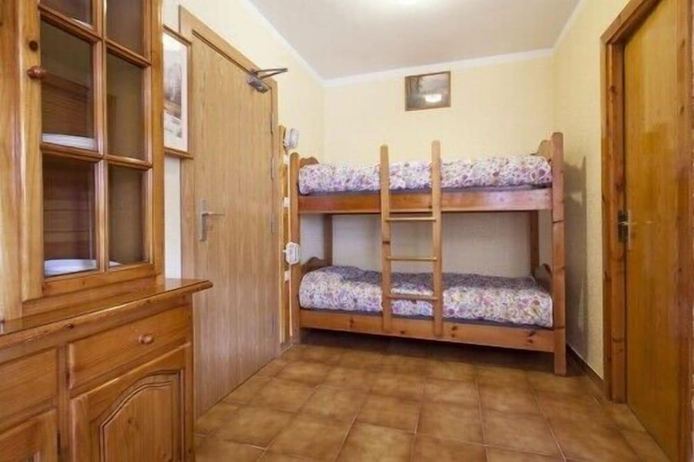 Bedroom 3, Kione Deusol