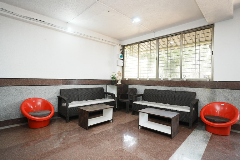 Public Area 2, Springfield Family Apartment, Satara