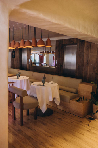 Food & Drinks 5, Coste Hotel, Tbilisi