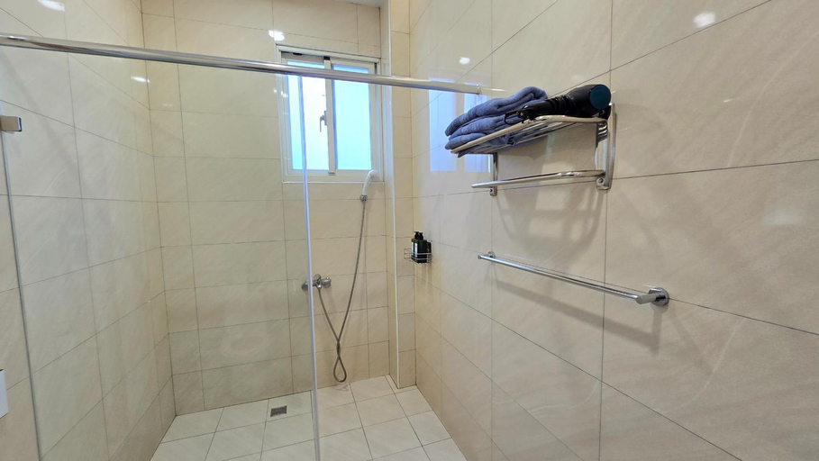 Bathroom 4, ChaoPingJia Homestay                                                                       , Yilan