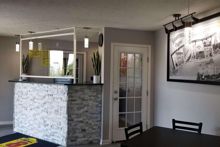 Public Area 3, Super 8 by Wyndham Brownsburg, Hendricks