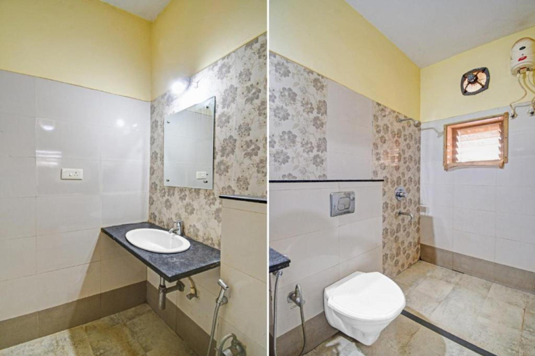 Bathroom, Goroomgo SR Palace Bhubaneswar, Cuttack