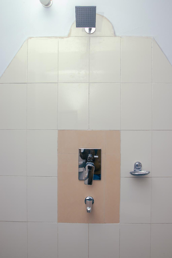 Bathroom 4, Roamers Inn - Hostel, Gandaki