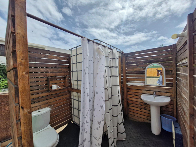 Bathroom 4, Villa Malaka, Dakar