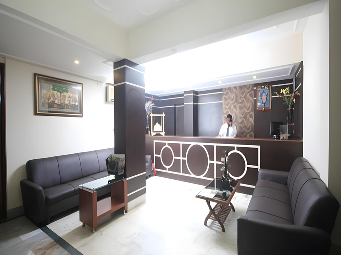Others 4, Hotel Urmee, Cuttack