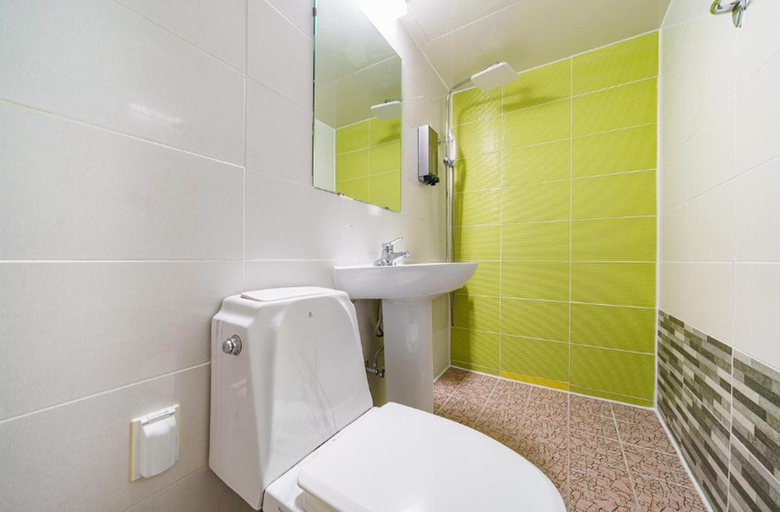 Bathroom 5, Suwon Station Ssum, Suwon