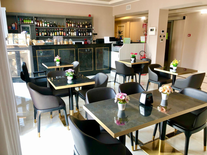 Food & Drinks 5, Hotel Folen, Milano