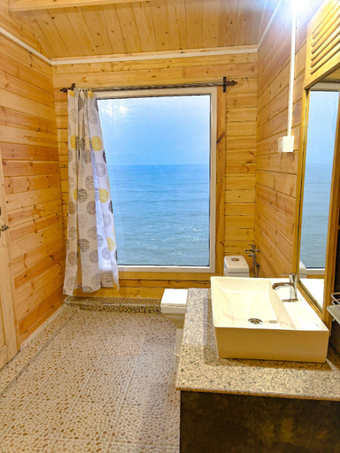 Bathroom, Red Crab Eco Resorts, South Goa