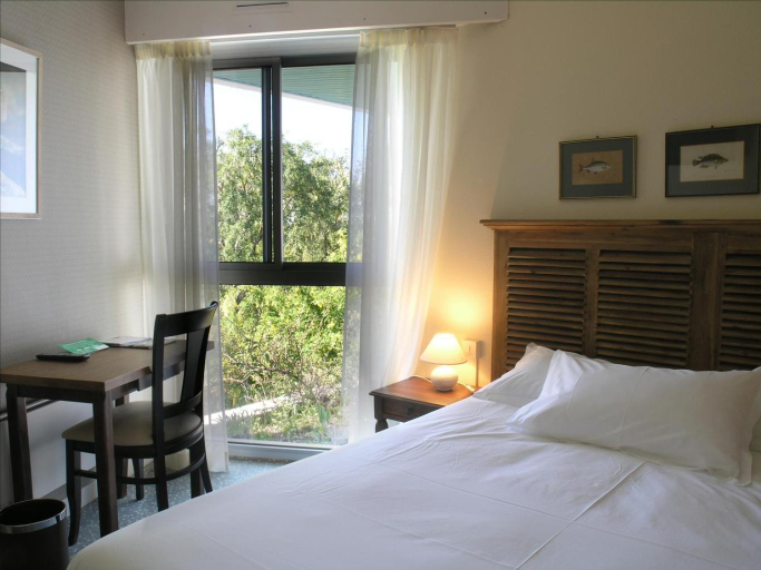 Bedroom 3, Auberge du Cabestan Hotel Audierne, Finistère