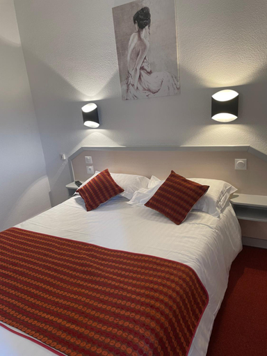Bedroom 2, Hotel-Restaurant "Les Rochers", Haute-Savoie