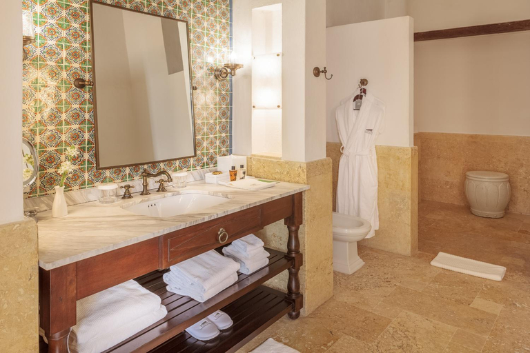 Bathroom 5, Hotel Casa San Agustin, Cartagena de Indias