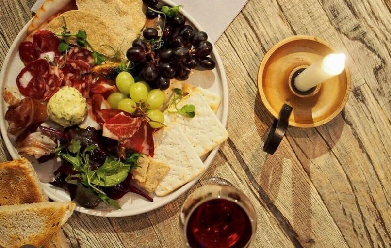 Food & Drinks 5, The White Hart Hotel, Oxfordshire