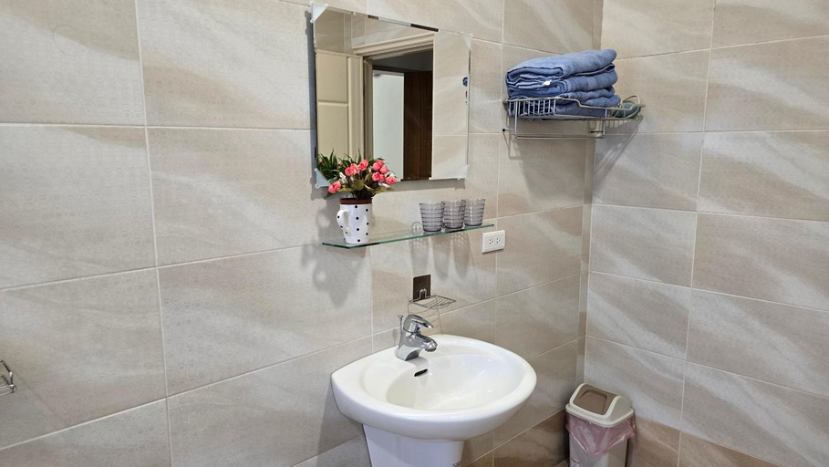 Bathroom 4, ChaoPingJia Homestay, Yilan