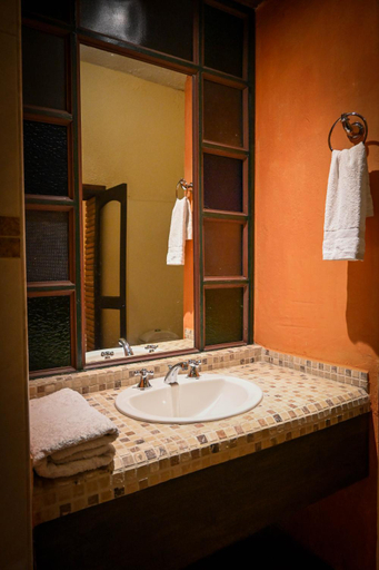 Bathroom 4, la posada del angel, Zipaquirá