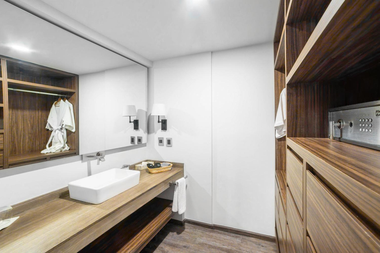 Bathroom 5, Flow Condesa - Adults Only, Mexico City