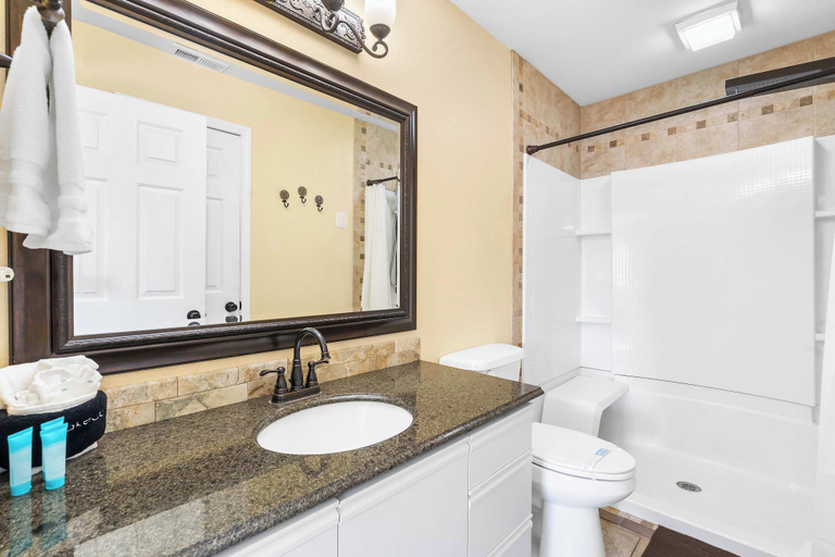 Bathroom 3, Fairway View Escape For 8!, Taney