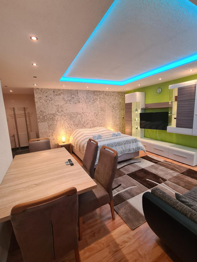 4, Exklusive moderne 2 Zi. Wohnung in ruhiger Lage, Ostalbkreis