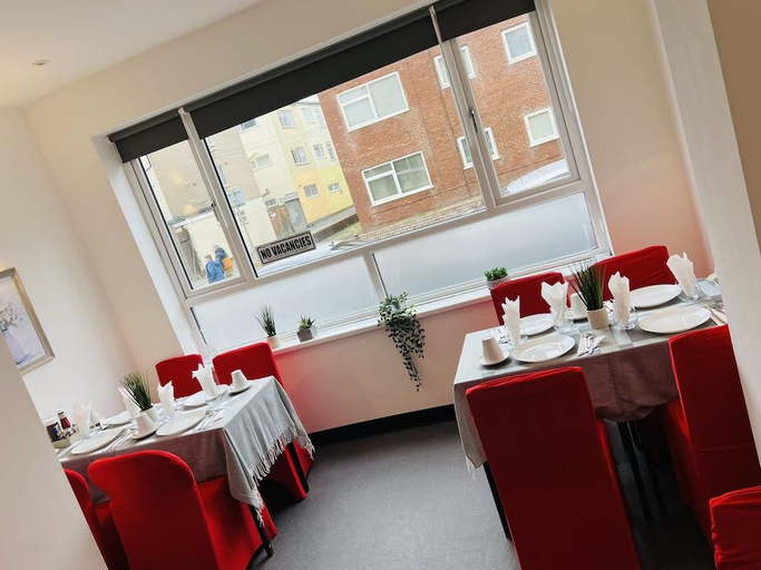 Food & Drinks 4, Alexandra Hotel, Blackpool