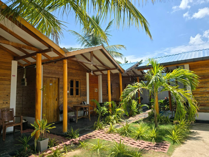 Others 3, Dots bey beach cabana uppuveli, Trincomalee Town and Gravets
