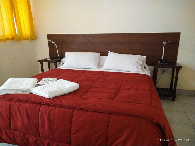 Bedroom 2, HOTEL DE LA LINDA, Capital