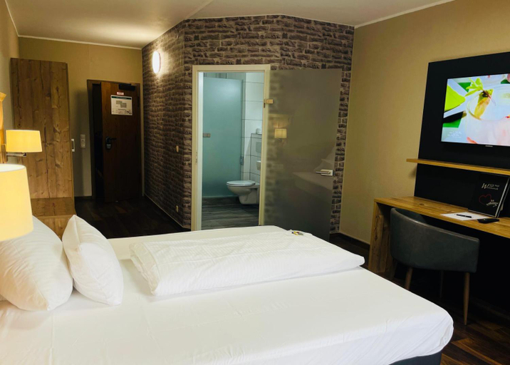 Others 4, Hotel Waldesruh, Darmstadt-Dieburg