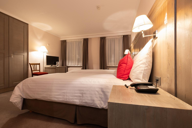 Bedroom 3, Hotel Central, SPA & LOUNGE BAR, Sierre