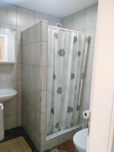 Bathroom 3, Casa Sforii Brasov, Brasov