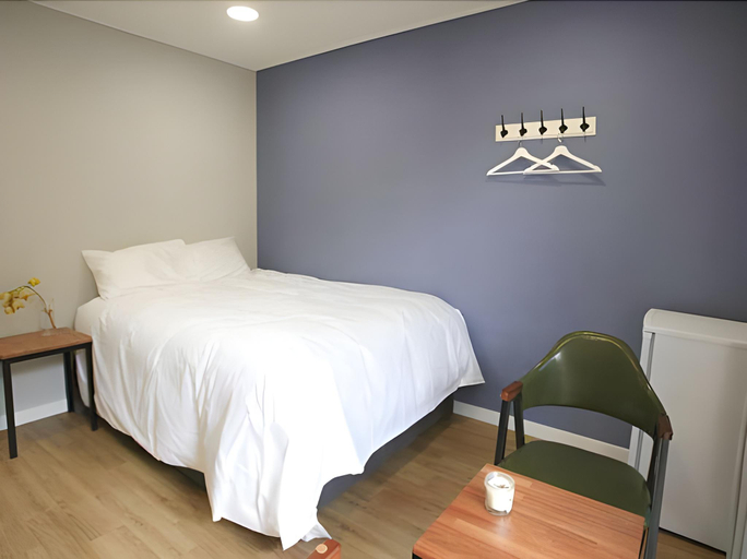 Bedroom 2, Jirisan Parkview Pension, Gurye