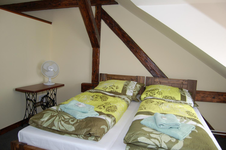 Bedroom 2, Hotel Pudlov, Karviná