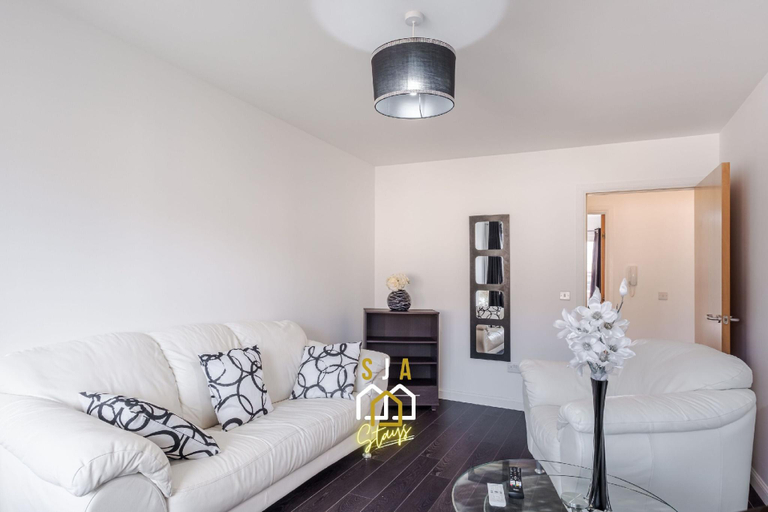 Others 4, Portland Pad - SJA Stays - Modern 2 Bed Apartment, Aberdeen