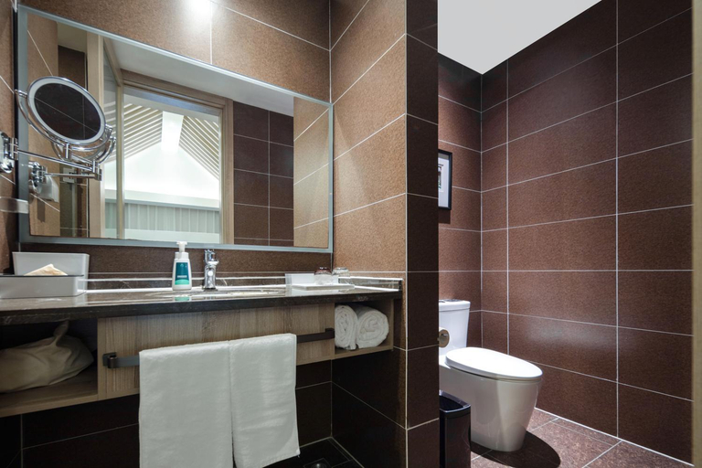 Bathroom 4, Atour Hotel Suzhou Jinji Lake Ligongdi, Suzhou