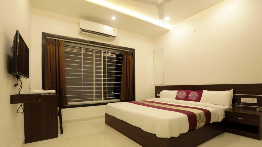 Bedroom, Hotel Regal Regency, Indore