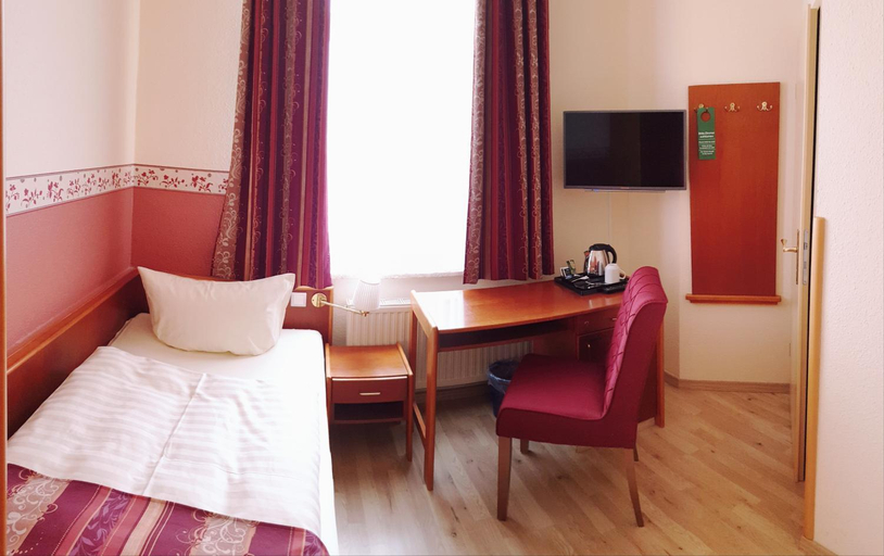 Bedroom 4, Nordischer Hof, Rostock