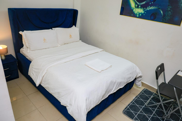 5, T-Square Residence Makepe, Wouri
