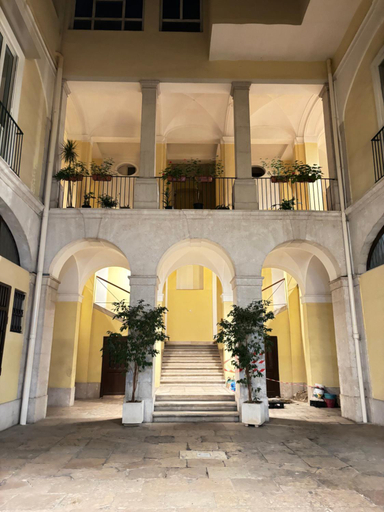 Others 5, Deattellis House accogliente mansarda in palazzo storico, Campobasso