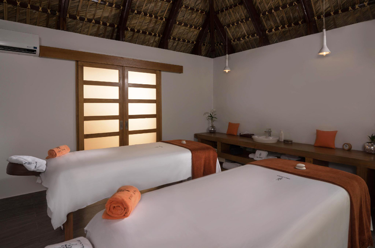 Bedroom 3, Melia Caribe Beach Resort - All Inclusive, Salvaleon de Higuey