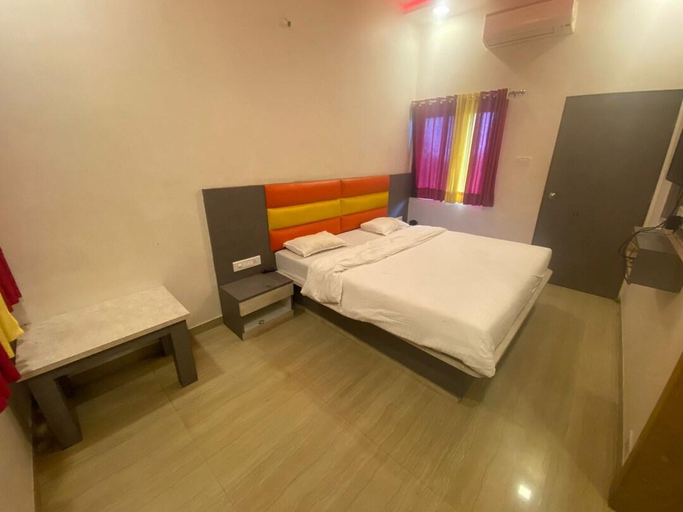 Others 3, Param Hotel And Restaurant, Satara