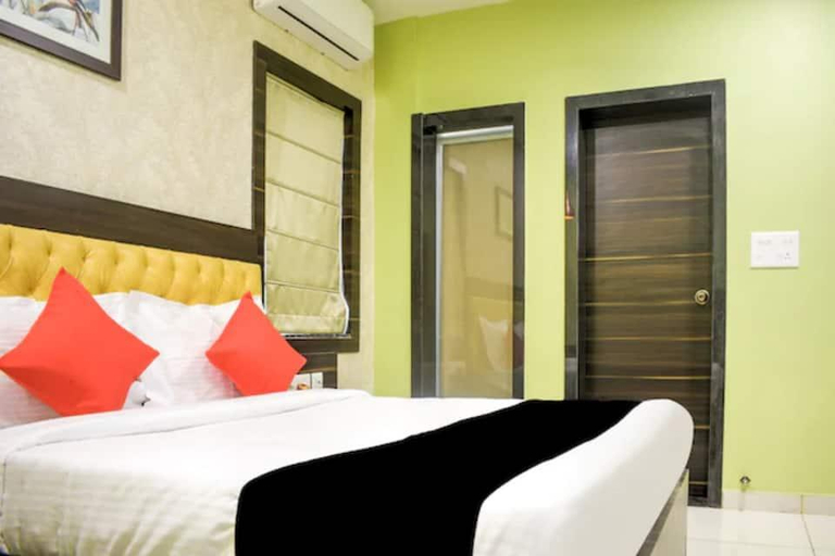 Bedroom 5, Goroomgo Royal Crown Puri Walking Distance from Sea Beach, Puri