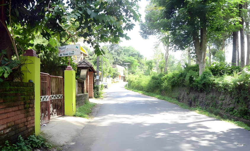 Others 4, Periyar Inn, Theni