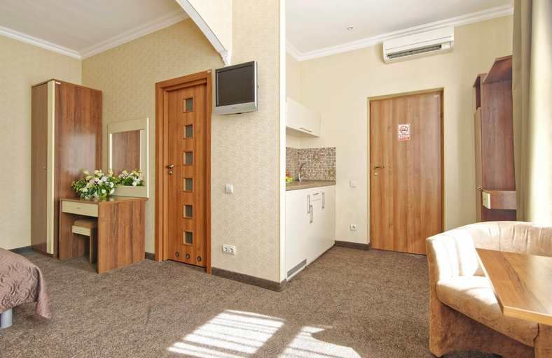 Bedroom 2, Atrium, Odes'ka
