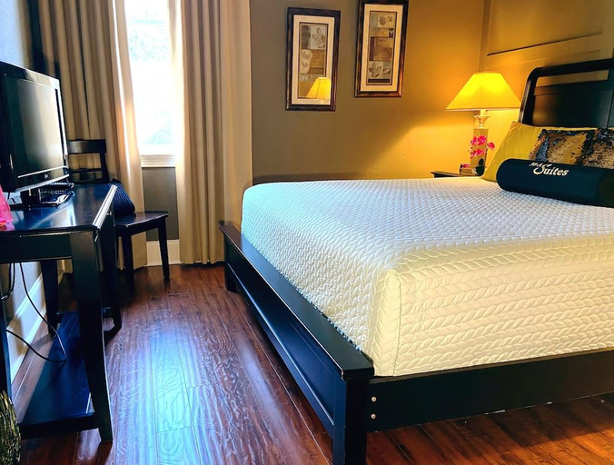 Bedroom 3, 30-A Inn & Suites, Walton
