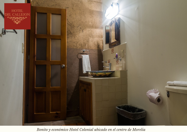 Bathroom 2, Hotel Morelia del Callejón, Morelia