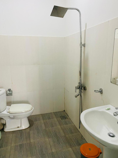Bathroom 3, Sea View Resort, Hikkaduwa