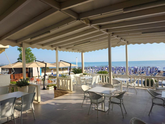 Food & Drinks 4, Hotel Maren Durres, Durrësit