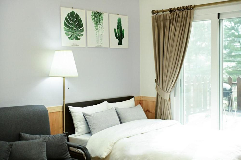 Bedroom 2, Myeongjisan Valley Stay, Pocheon
