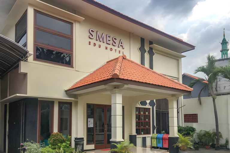 Exterior & Views, SMESA Edotel Syariah Surabaya Mitra, Surabaya